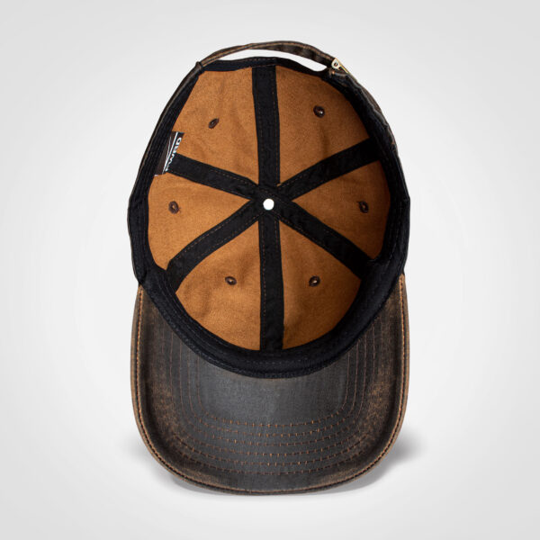 Oilskin-Chocolate-Inside