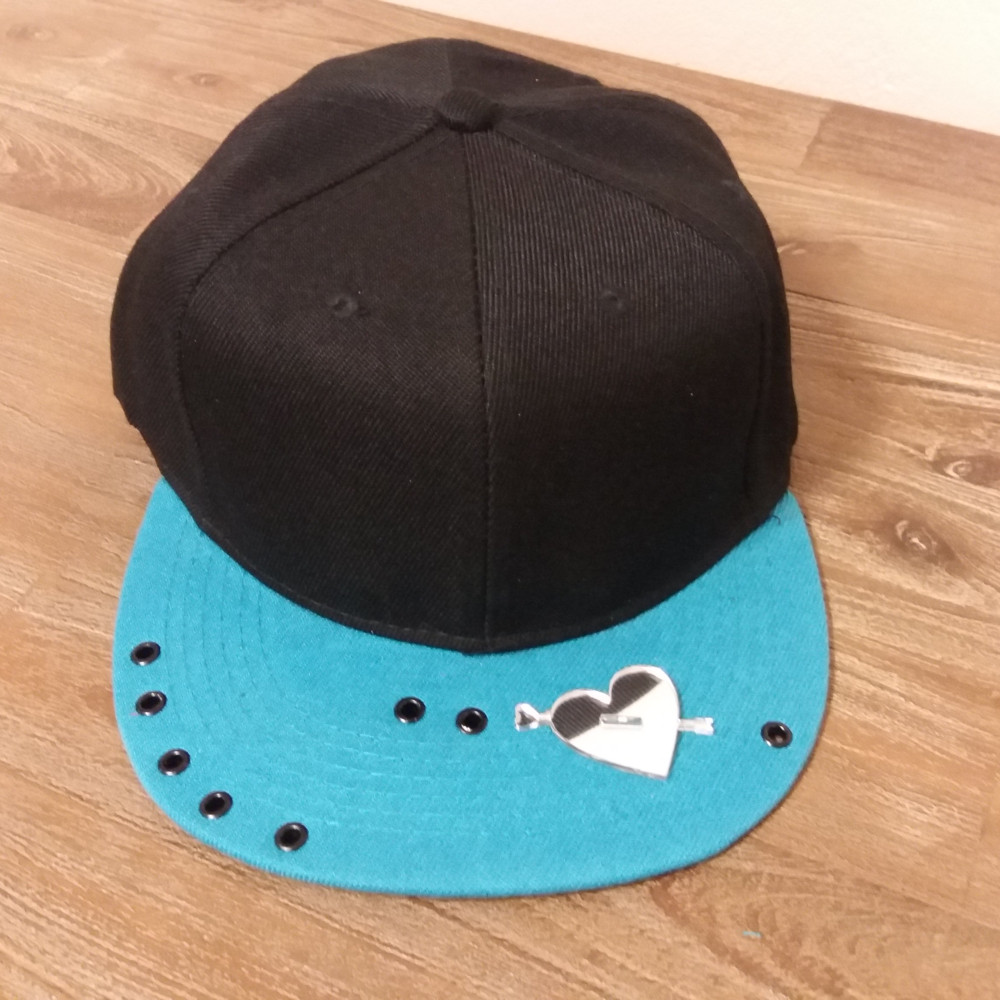black-blue-heart-custom-cap (2)
